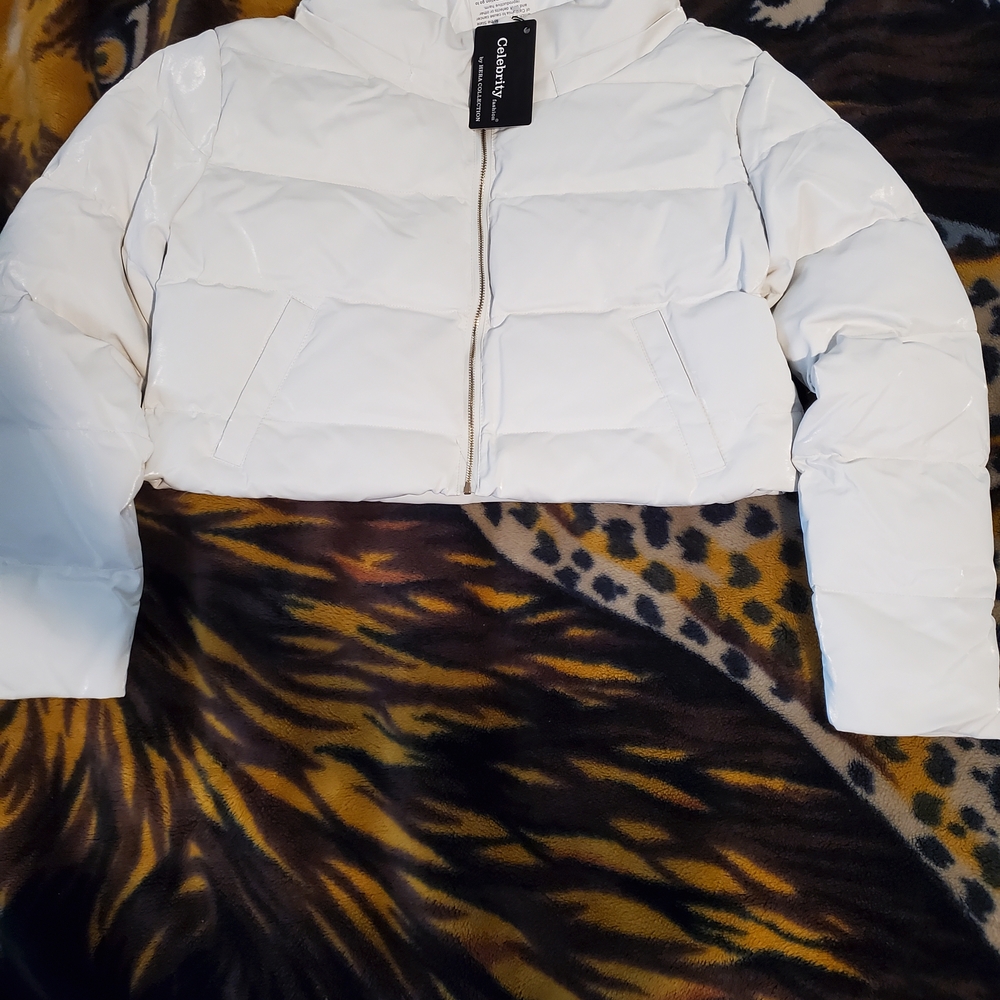 Calvin Klein Women's White Puffer Jacket
